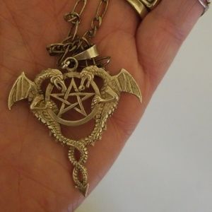 Wiccan dragon necklace w/pentacle